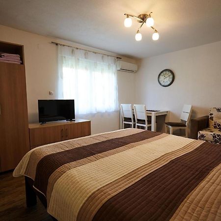Apartment Azulmburgo Vrnjacka Banja Exterior photo