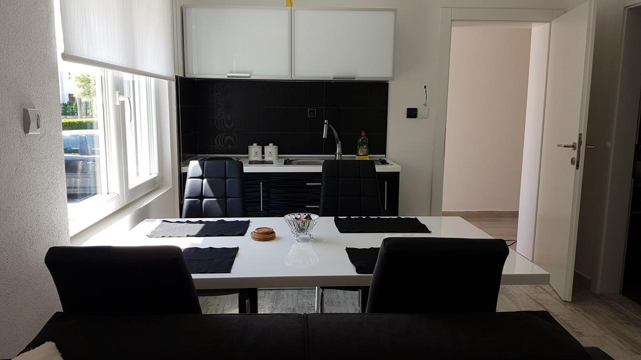 Apartment Azulmburgo Vrnjacka Banja Exterior photo